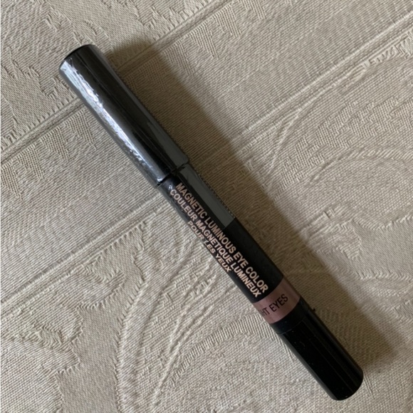 Nudestix Magnetic Luminous Eyeshadow Stick in Bright Eyes NWT - Picture 13 of 15